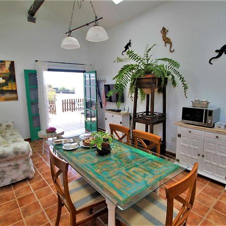 Vivienda Vacacional El Lagarto Mácher Eksteriør bilde